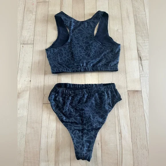 Freedom Rave Wear Geometric Reflective 2 Piece Set Medium - Picture 7 of 10